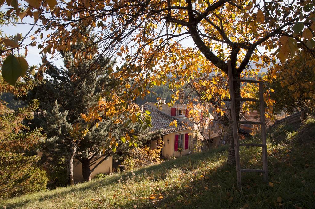 La Grange d'Agnès Bed and Breakfast Montmaur-en-Diois Esterno foto
